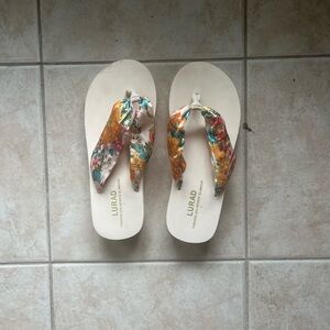NWOT Y2K Satin Multicolor Floral Flip Flops